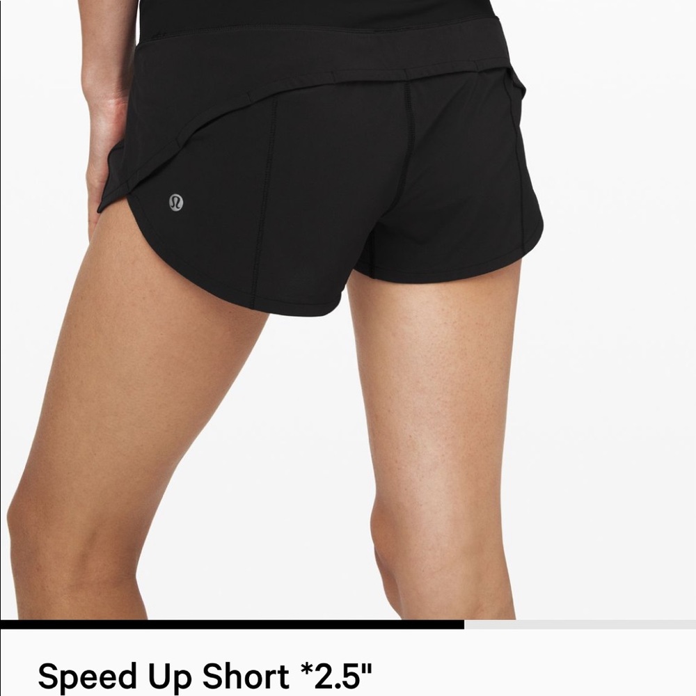 Black Lululemon speed up shorts 2.5 size 6!